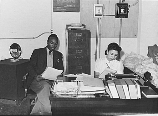 Pacific Parachute Company office, April 1942 - Copy